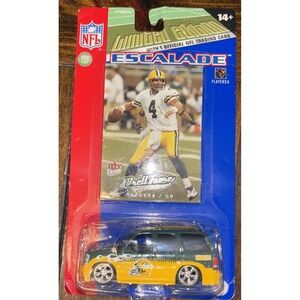NFL Football Brett Favre Packers‎ Escalade Fleer Yellow & Green Toy Car w/ Card